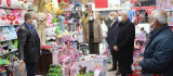 Başkan Güder Fuzuli Caddesi Esnaflarını Gezdi