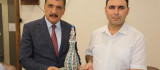 Başkan Gürkan, Kaymakam Yılmaz'a Veda Yemeği Verdi