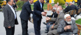 Başkan Kiraz, Vatandaşlara Kandil Simidi Dağıttı