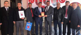 Şehit,Gazi ve Vatanseverler'den Başkan Avşar'a Plaket