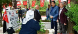 Milletvekili Tüfenkci İle Belediye Başkanı Çınar, Şehitliği Ziyaret Etti