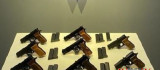 Narkotik Polisi Bu Kez Çok Sayıda Ruhsatsız Silah Ele Geçirdi