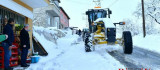 Yeşilyurt Belediyesi Karla Mücadele Ekipleri İlçenin Dört Bir Tarafında Yine İşbaşında!